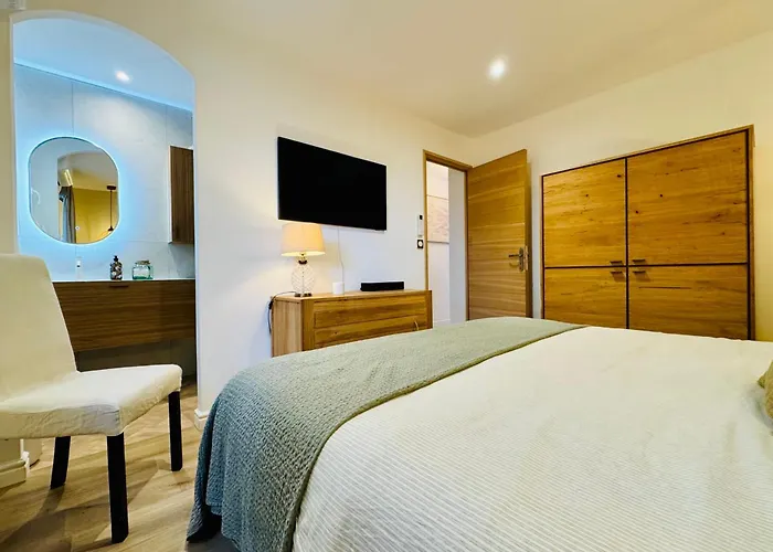 Adorable Route De Palombaggia *